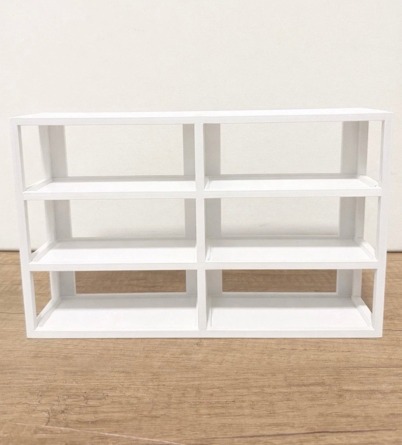 Standregal für Modellautos 1:46 – Display für 8 Fahrzeuge – Sammler Präsentation
