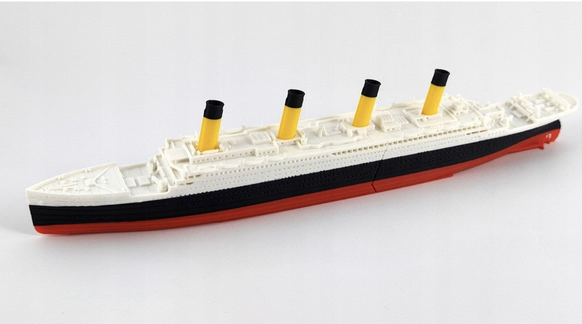RMS Titanic Modell (Maßstab 1:1000) – 269 mm Teilbares Sammlerstück